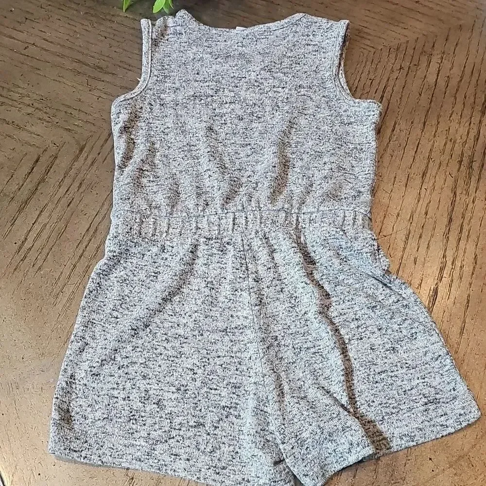 GAP Heathered Gray Kids Romper Size 5